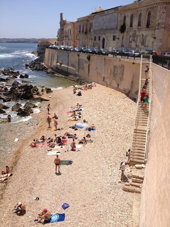 Ortigia Family House Apartment Сиракуза Екстериор снимка