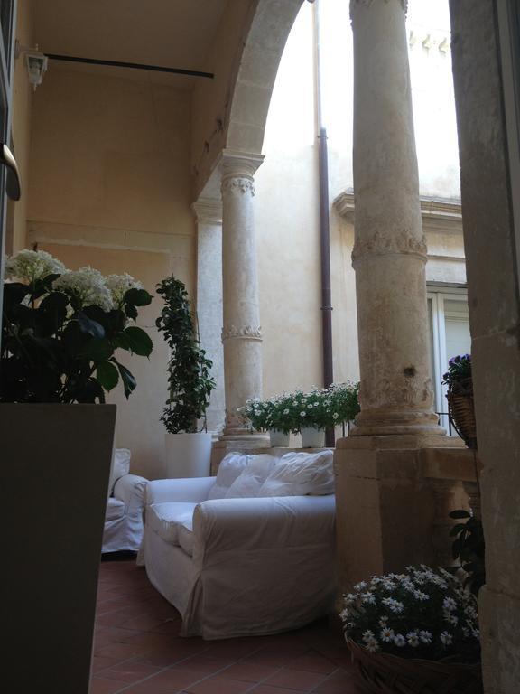 Ortigia Family House Apartment Сиракуза Екстериор снимка